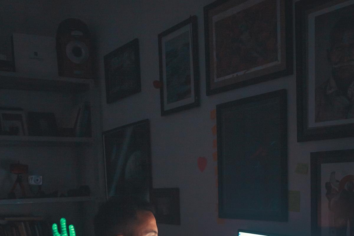 Man looking at computer screen - blue light exposure